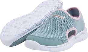 Hummel Arona Sandals With Mesh Upper and Lightweight Aerotech Sole