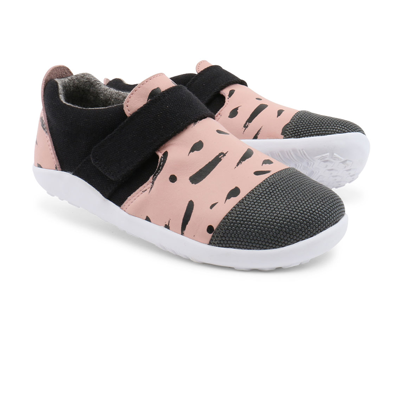 Bobux IW Blush/Black Uni Lo City Slipper